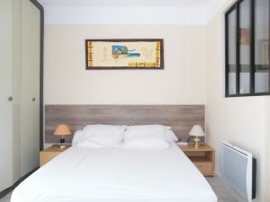 SALA AURELIE