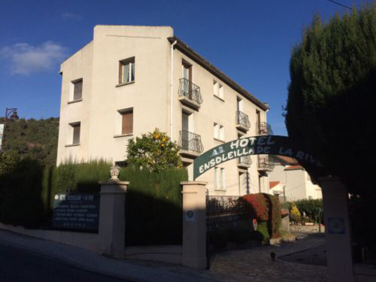 Hotel ensoleillade la rive