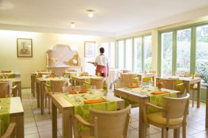 HOTEL LE ROUSSILLON