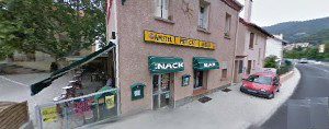 Le petit cafe chez cloclo